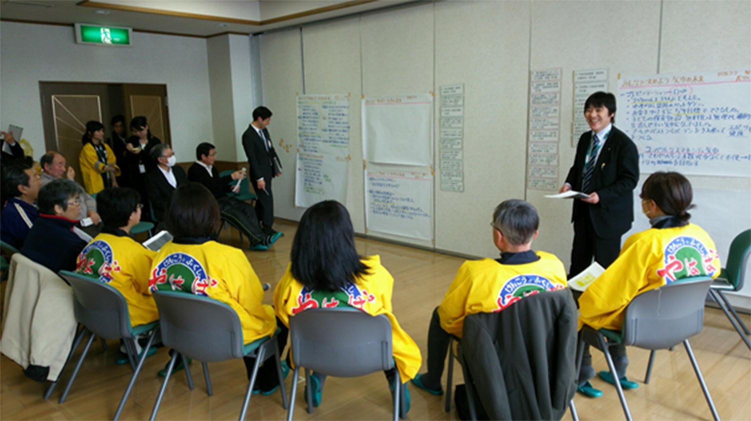 a photo of the consensus-building process between the present and future generations. It was their fifth workshop together.